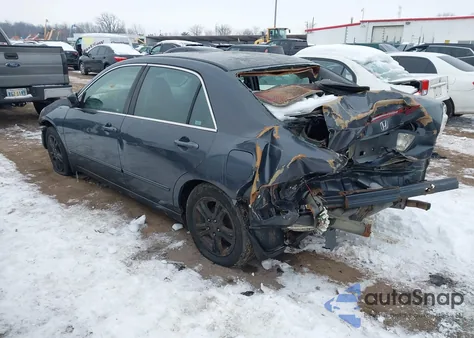 2006 Honda Accord 2.4 Se z USA, uszkodzony, nr VIN 1HGCM55346A124410